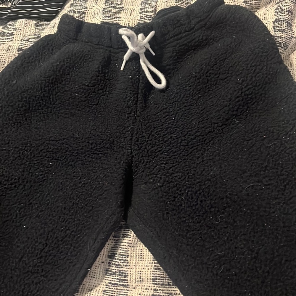 black fuzzy hollister sweat pants adjustable string size xs woman